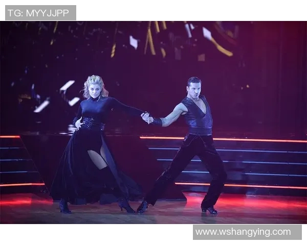 揭秘足球明星背后的妖妻们她们的魅力与故事让人惊叹不已